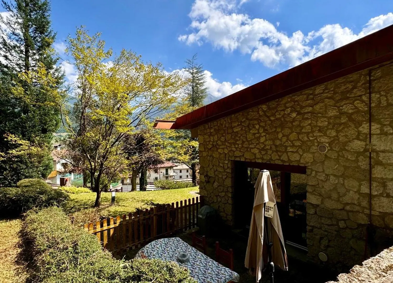 Villa Drago Chalet Oltre il Colle Italy